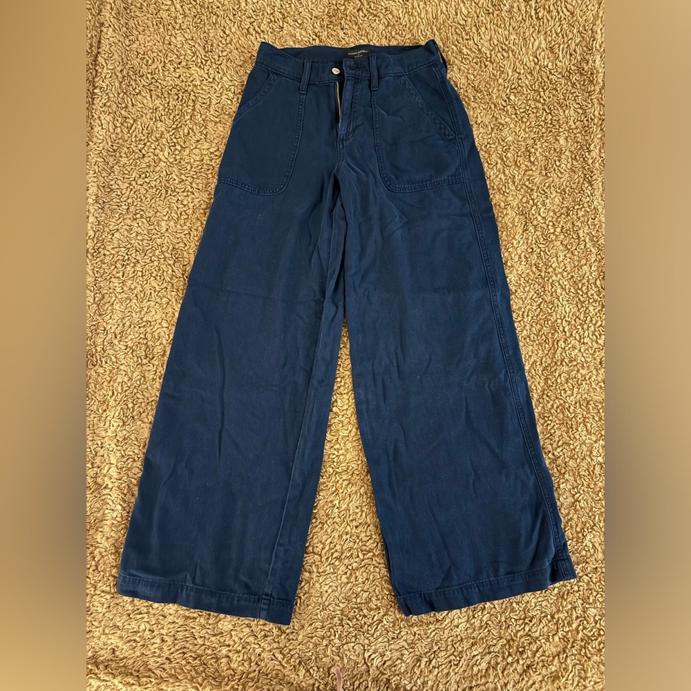 Banana Factory wide leg jeans NWT